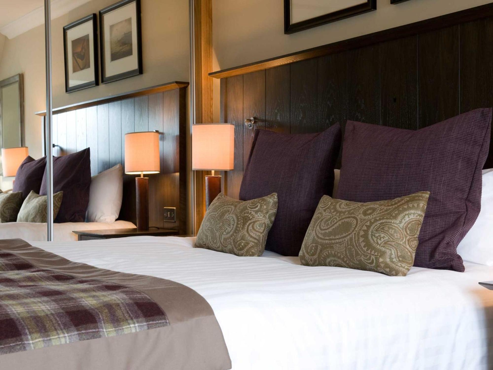 The Loans Inn Troon Bagian luar foto