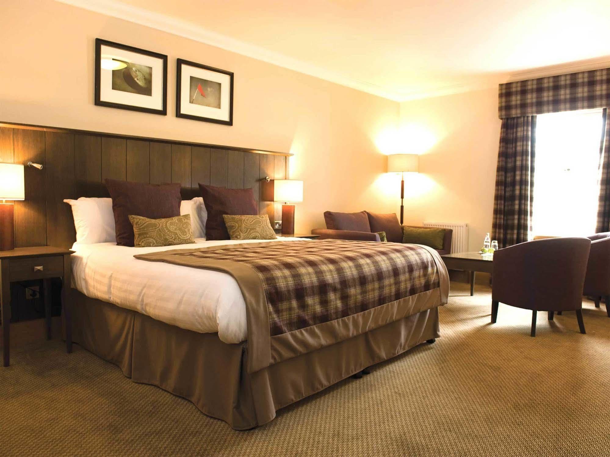 The Loans Inn Troon Bagian luar foto